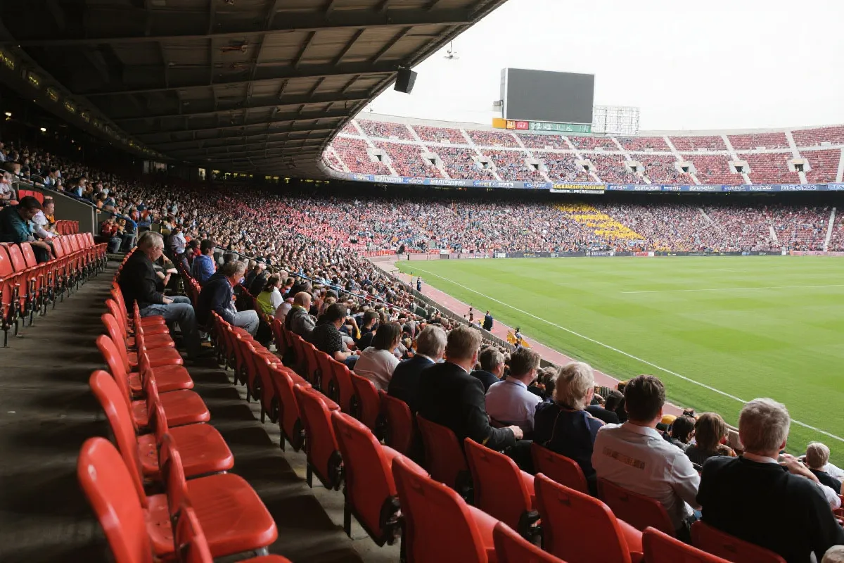 体育场看台插图